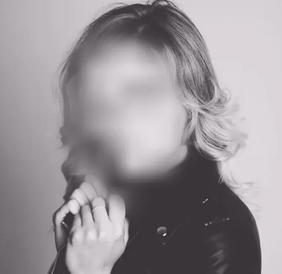 Frida, 33