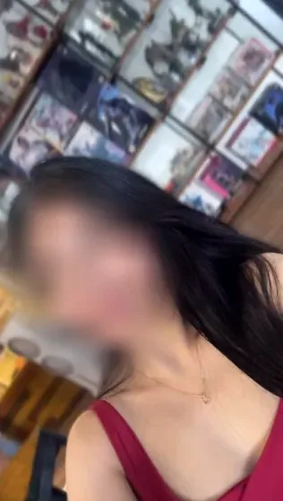 Hanna, 28