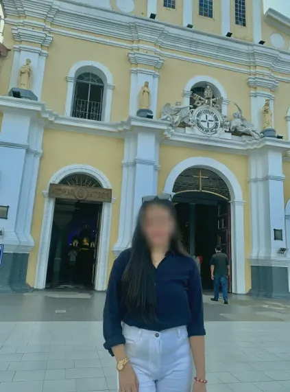 Hilda, 24