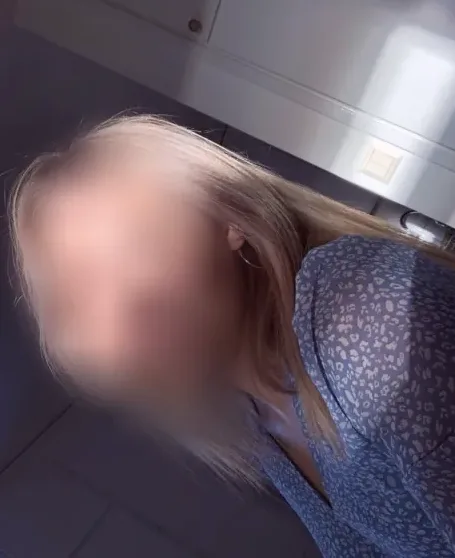 Nellie, 19