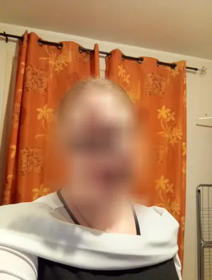 Rebecka, 37