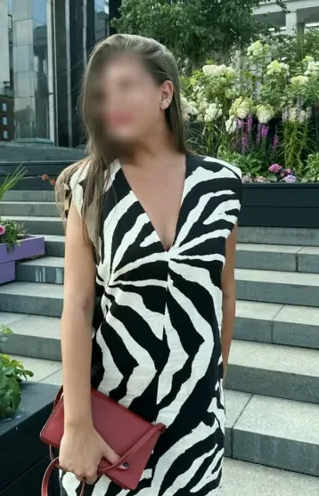 Sanela, 20